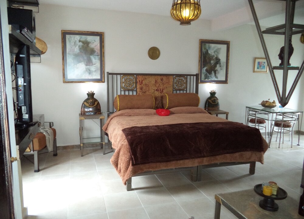 Photo of Bedroom in Taxco