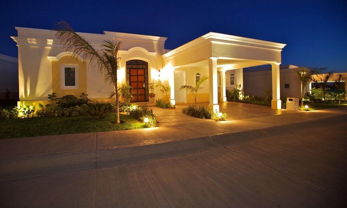Photo of Outdoor in Cerritos