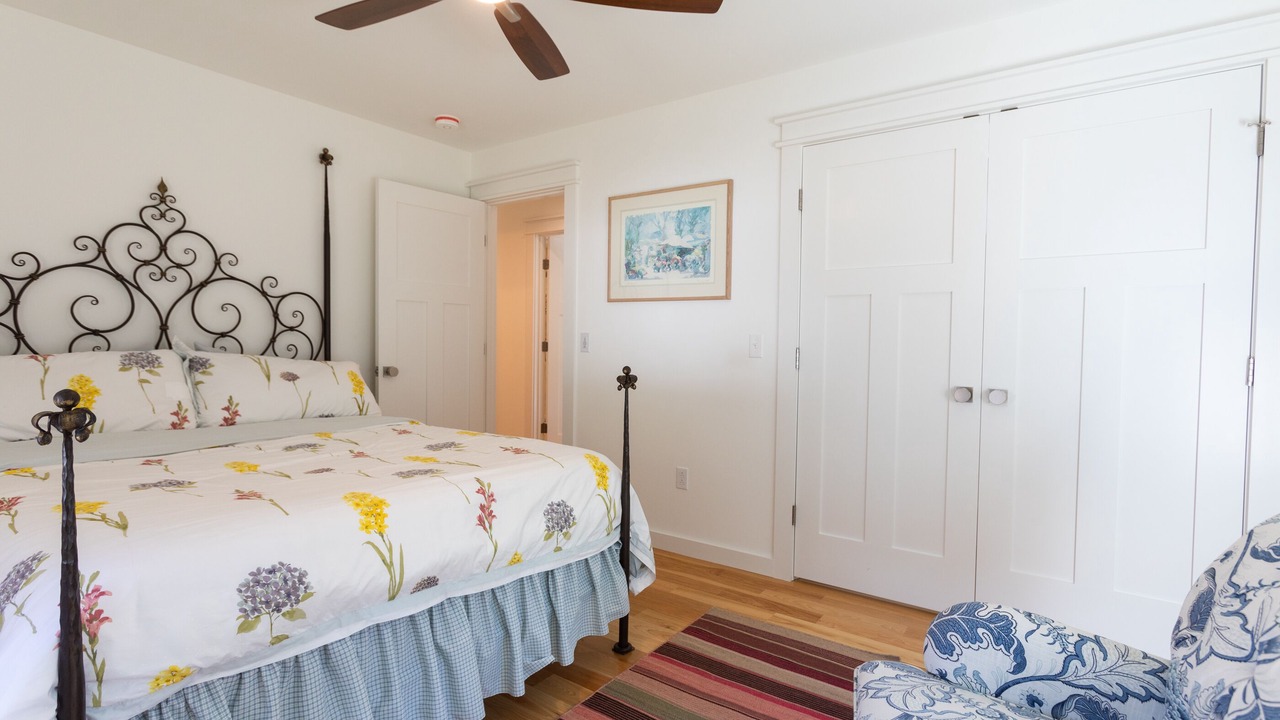 Photo of Bedroom in Pittsfield