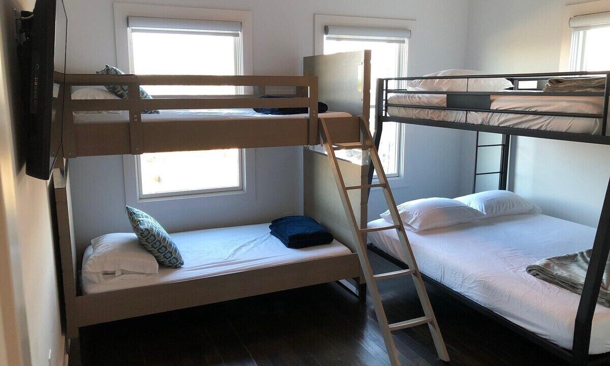 Photo of Bedroom in Hadley - Washington