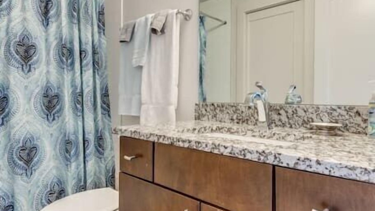 Photo of Bathroom in Hadley - Washington