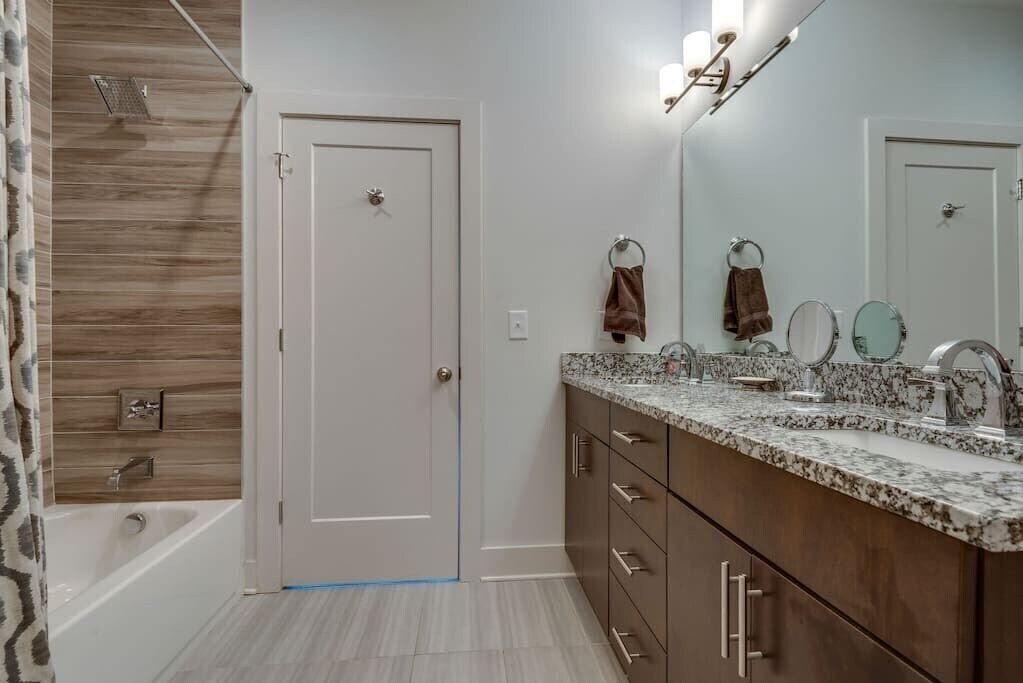 Photo of Bathroom in Hadley - Washington