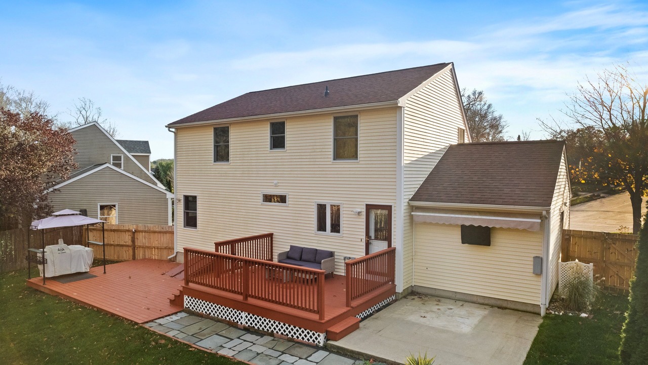 Photo of Outdoor in Old Mystic