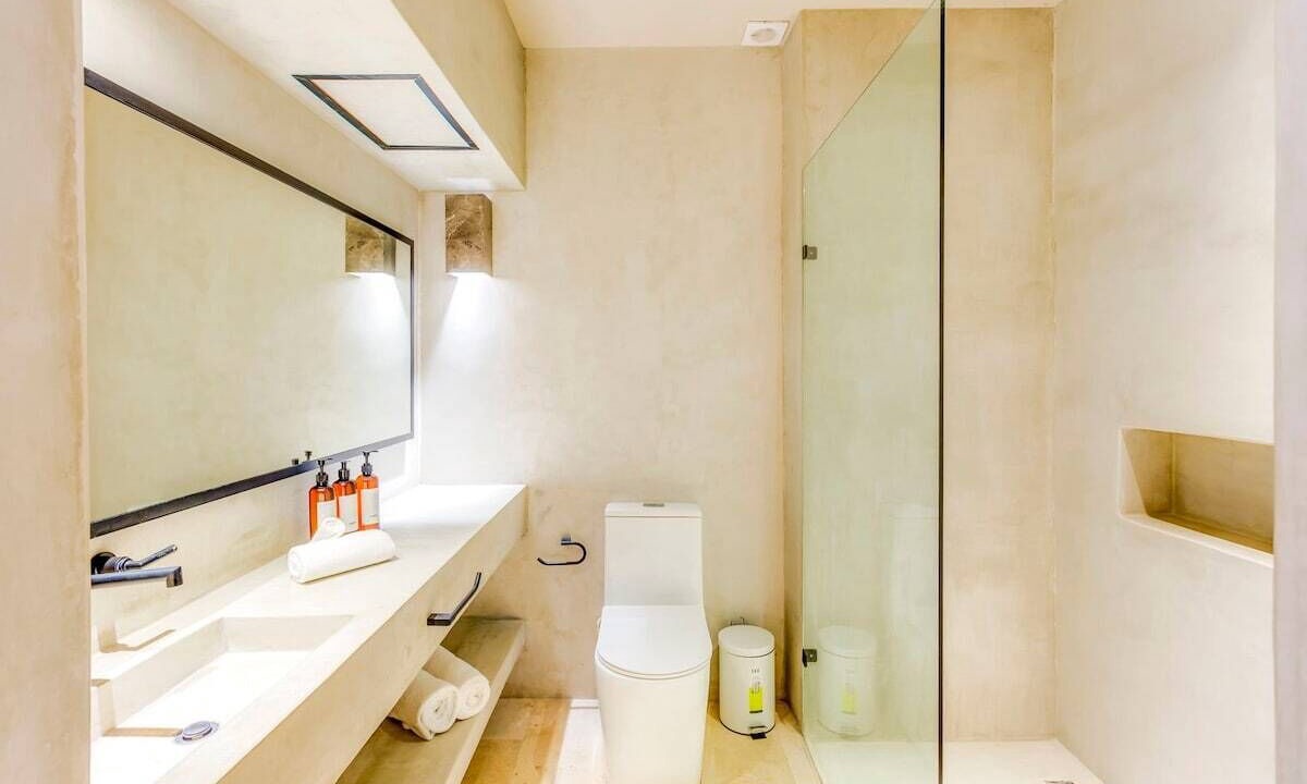 Photo of Bathroom in Zama