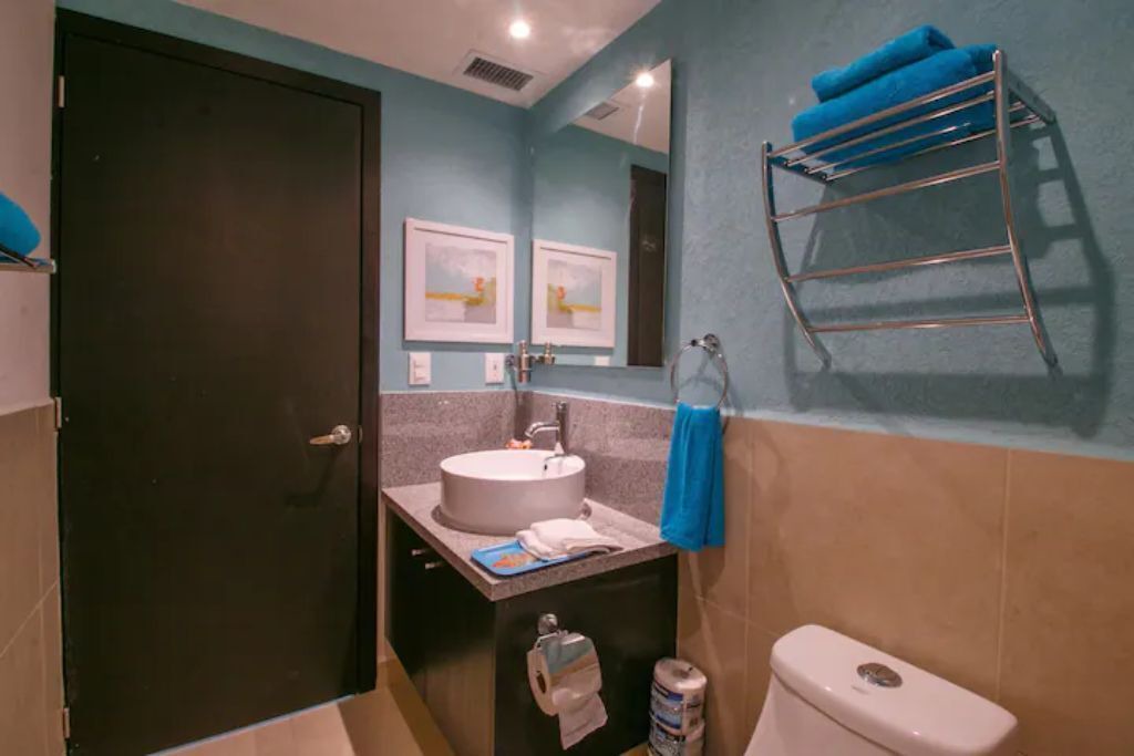 Photo of Bathroom in North Hotel Zone