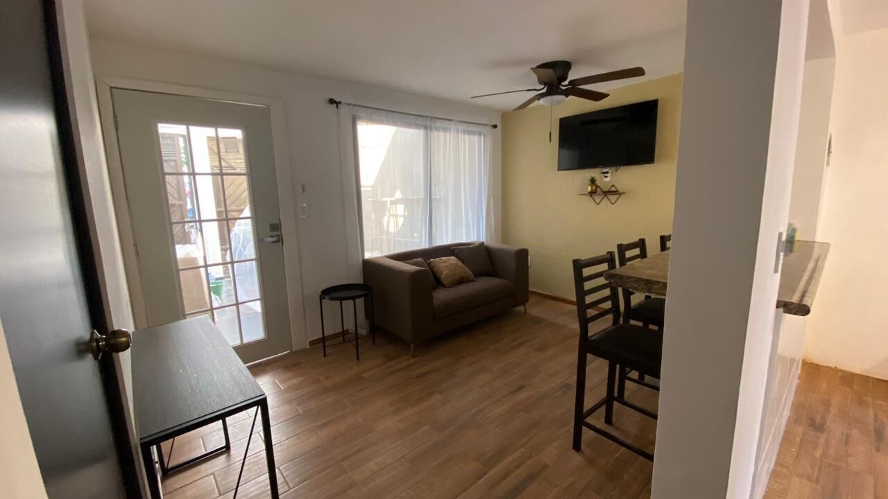 Photo of Livingroom in La Salle 2