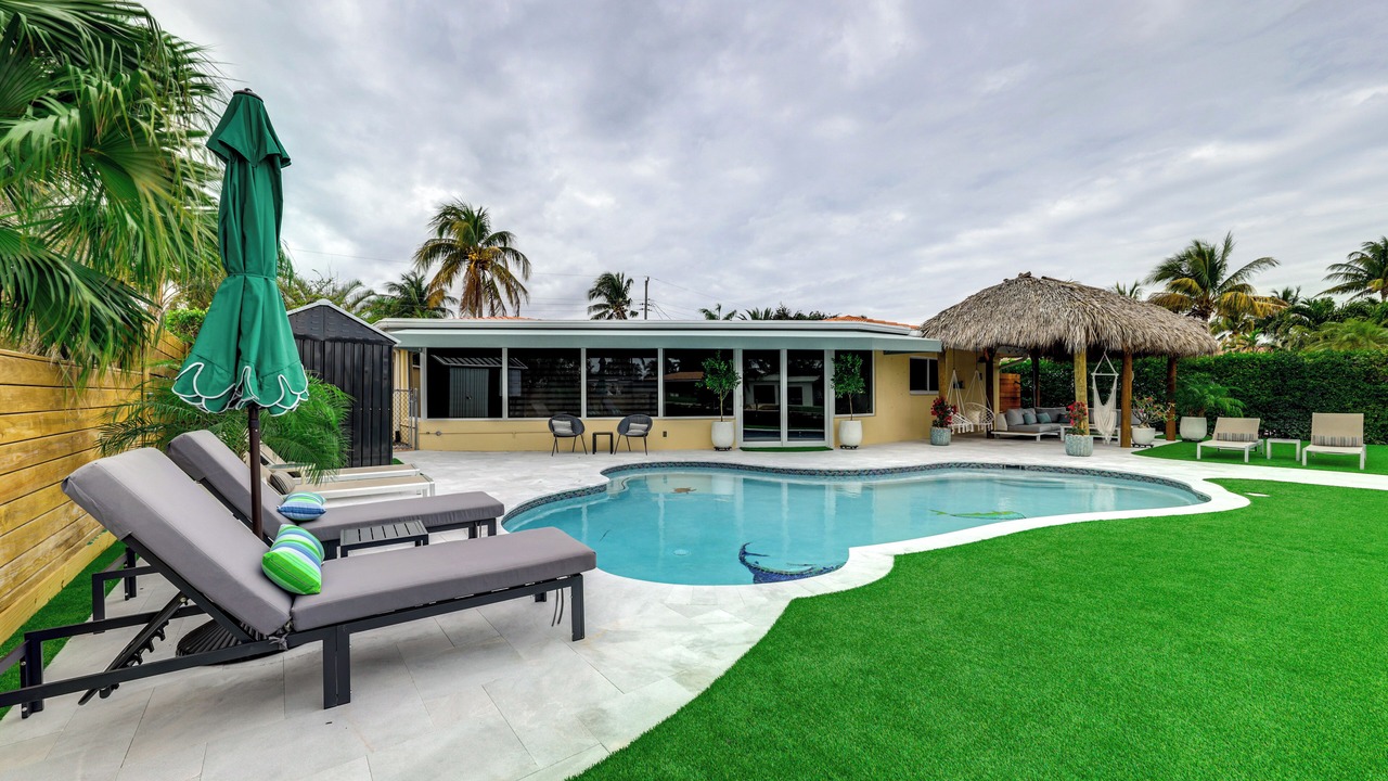 Photo of Others in Garden Isles
