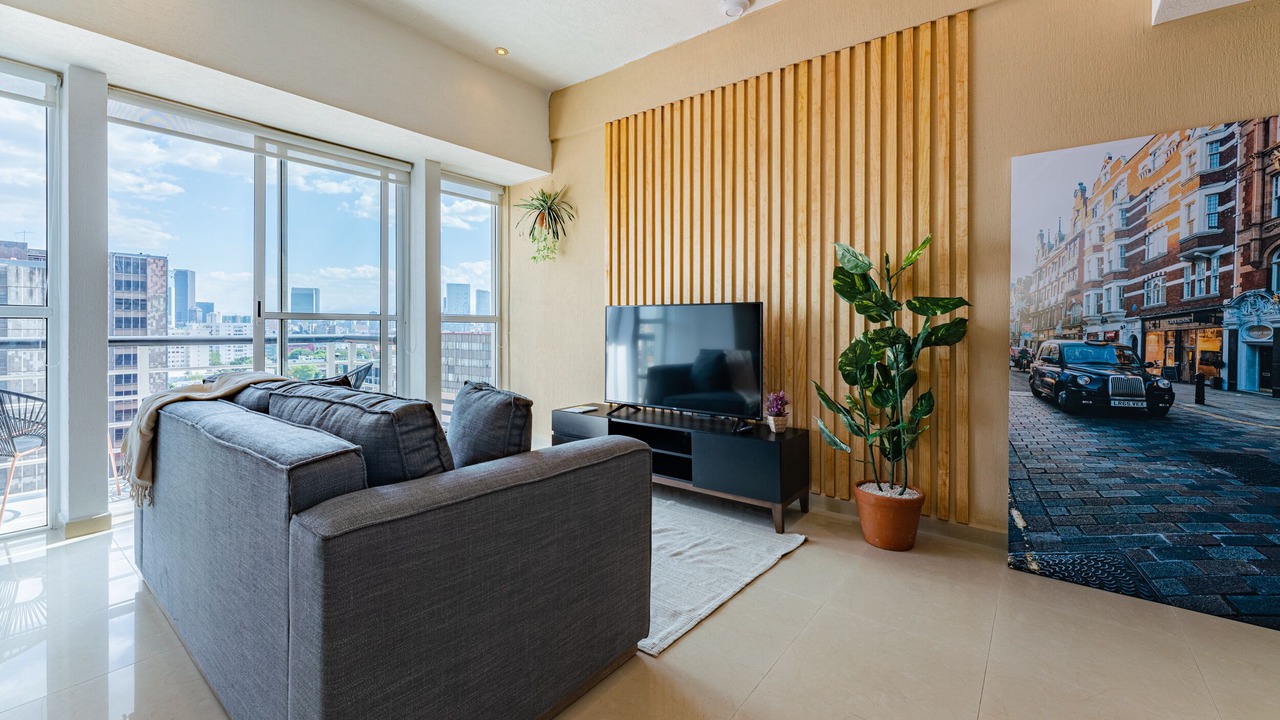 Photo of Livingroom in Anahuac