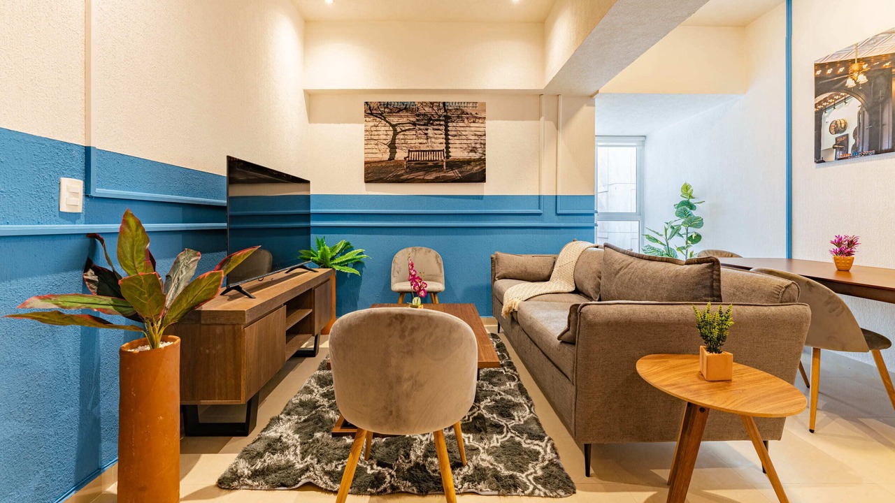 Photo of Livingroom in Anahuac