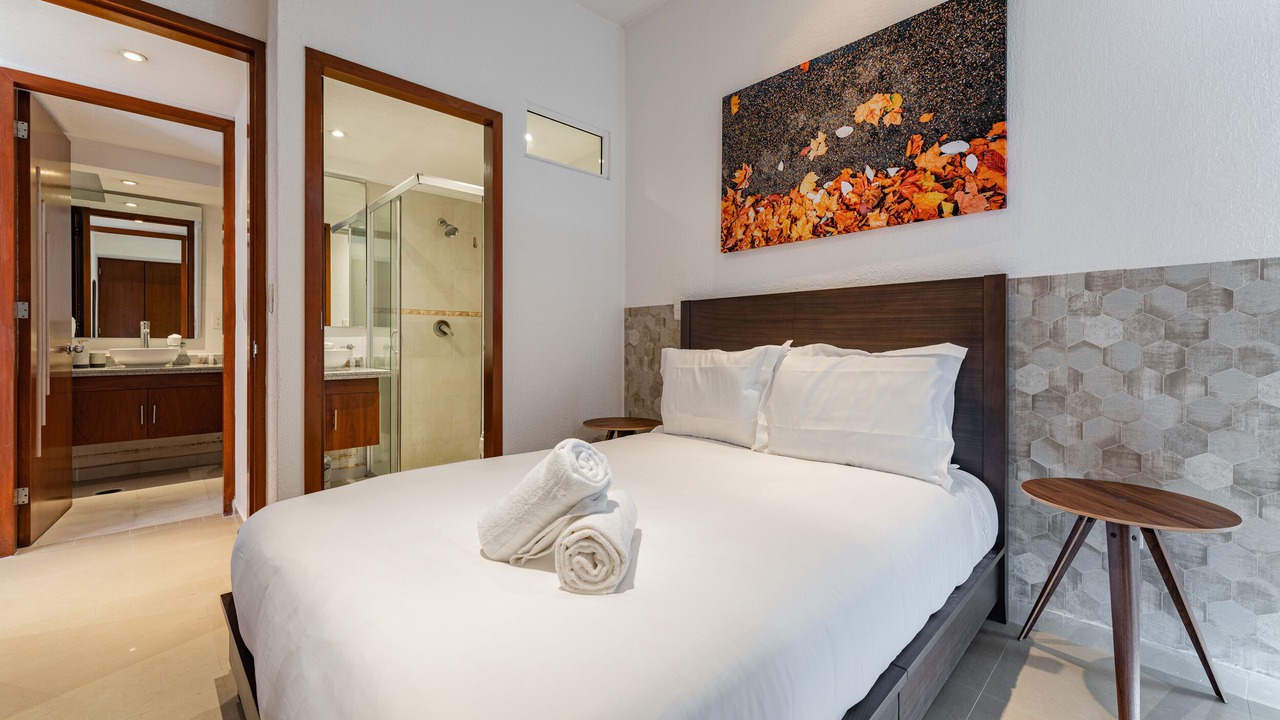 Photo of Bedroom in Anahuac