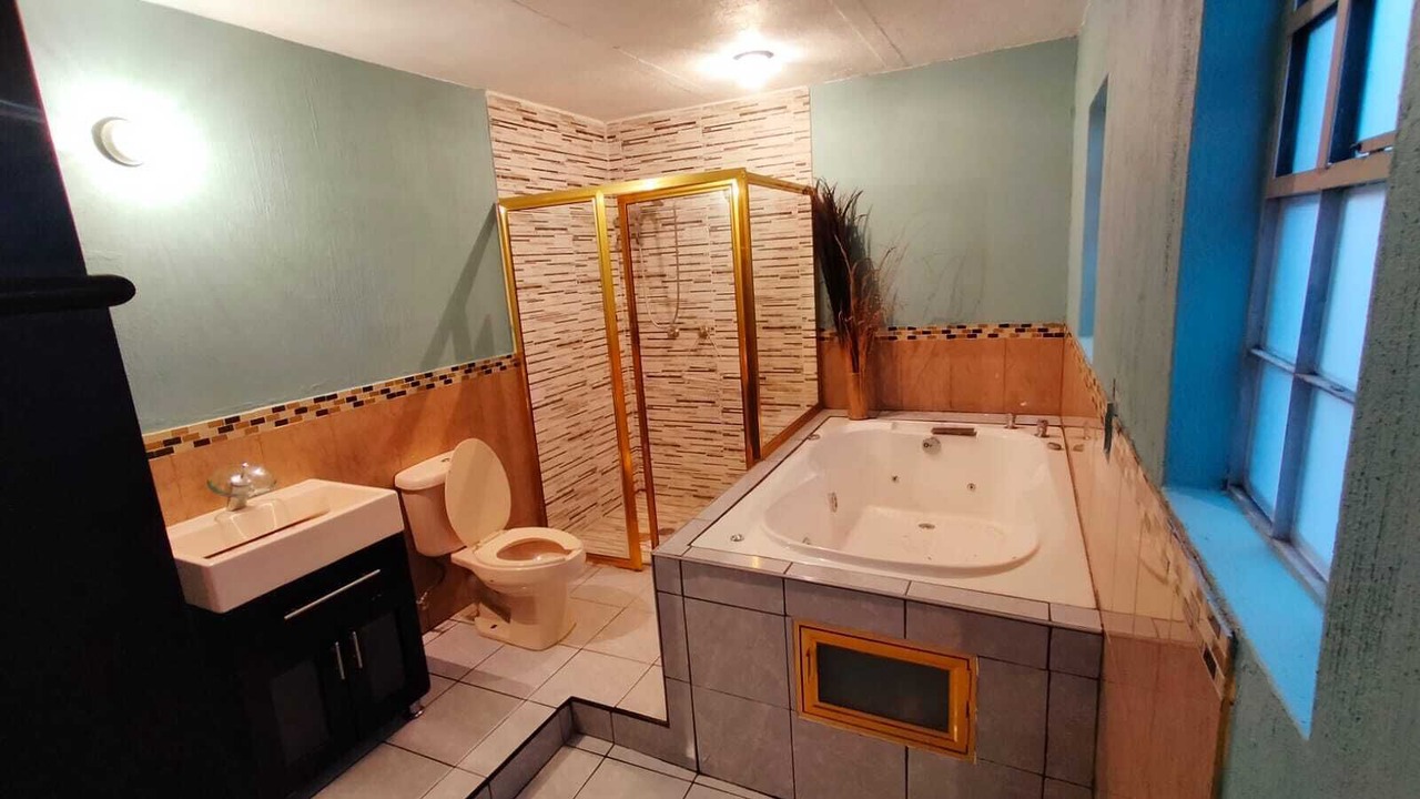 Photo of Bathroom in Guadalajara Municipality
