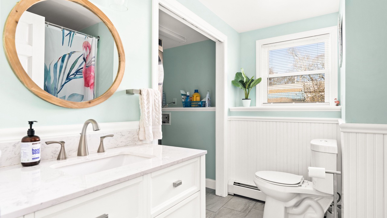 Photo of Bathroom in Saunderstown