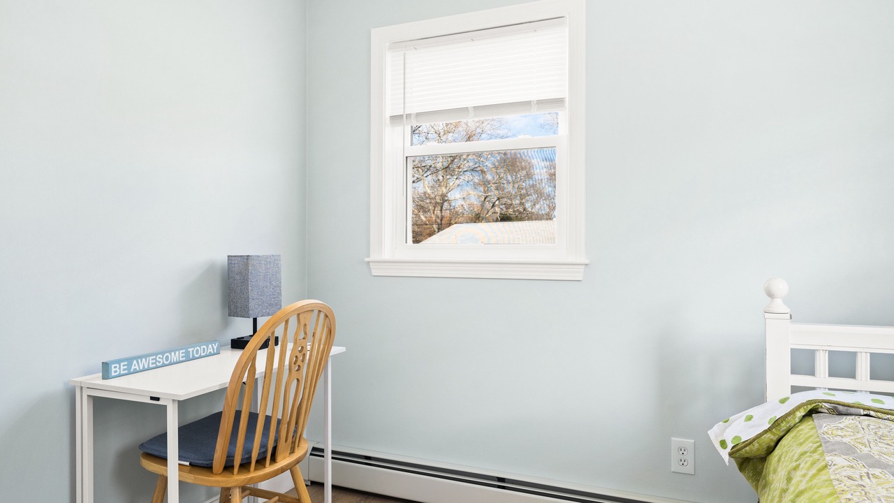 Photo of Bedroom in Saunderstown