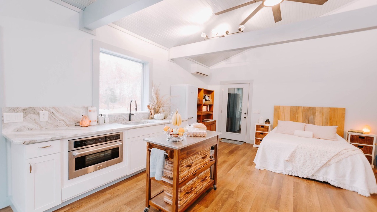 Photo of Bedroom in Muddy Pond