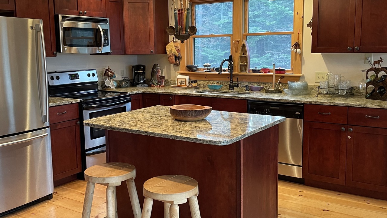Photo of Kitchen in Sandy River