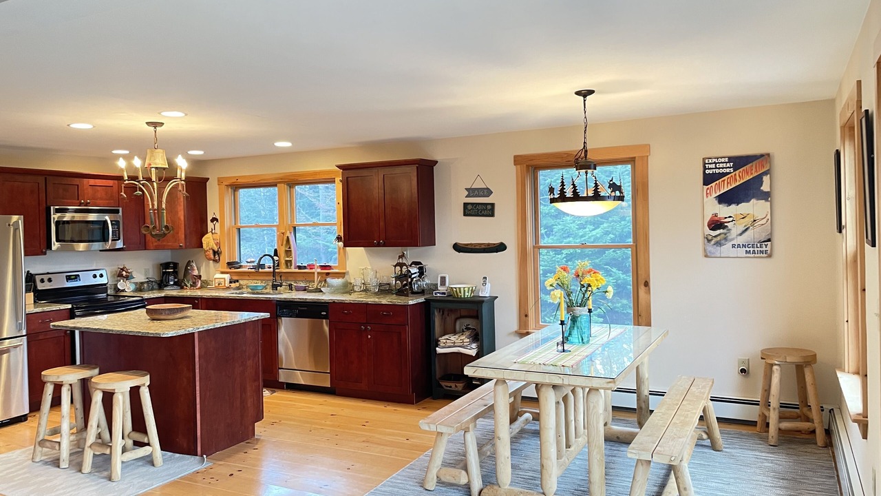 Photo of Kitchen in Sandy River