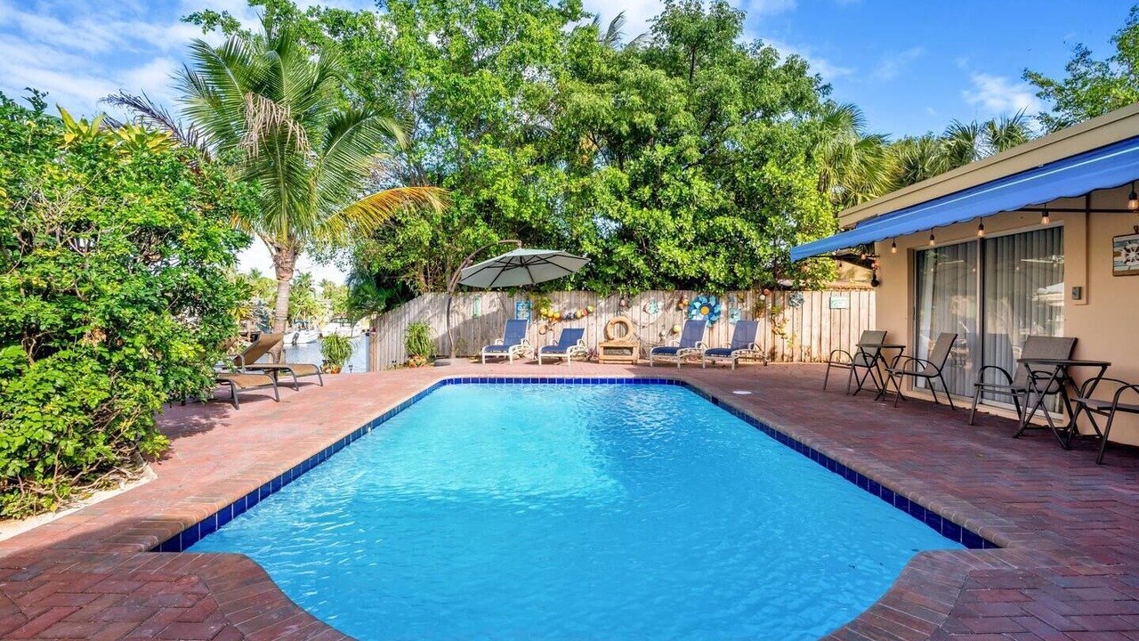 Photo of Others in Garden Isles