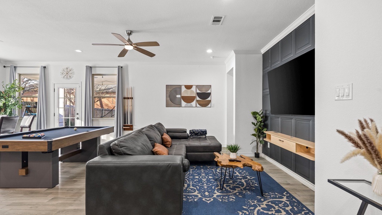 Photo of Livingroom in South Arlington