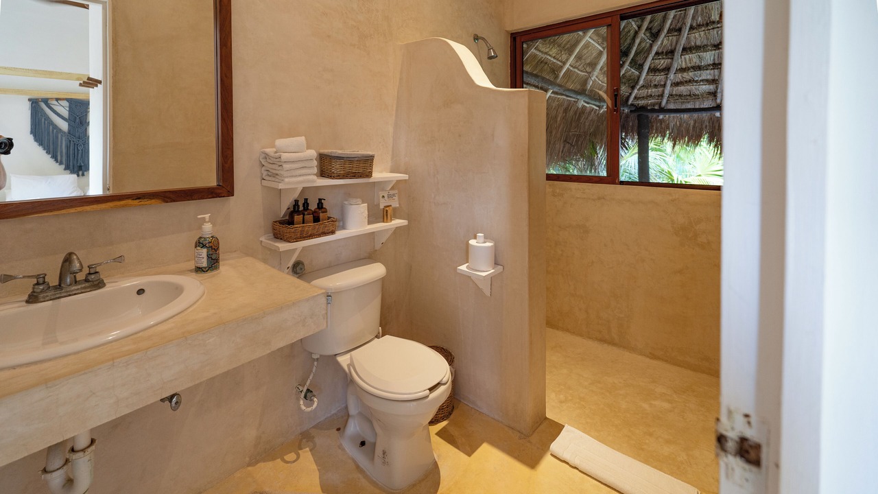 Photo of Bathroom in Zona Hotelera