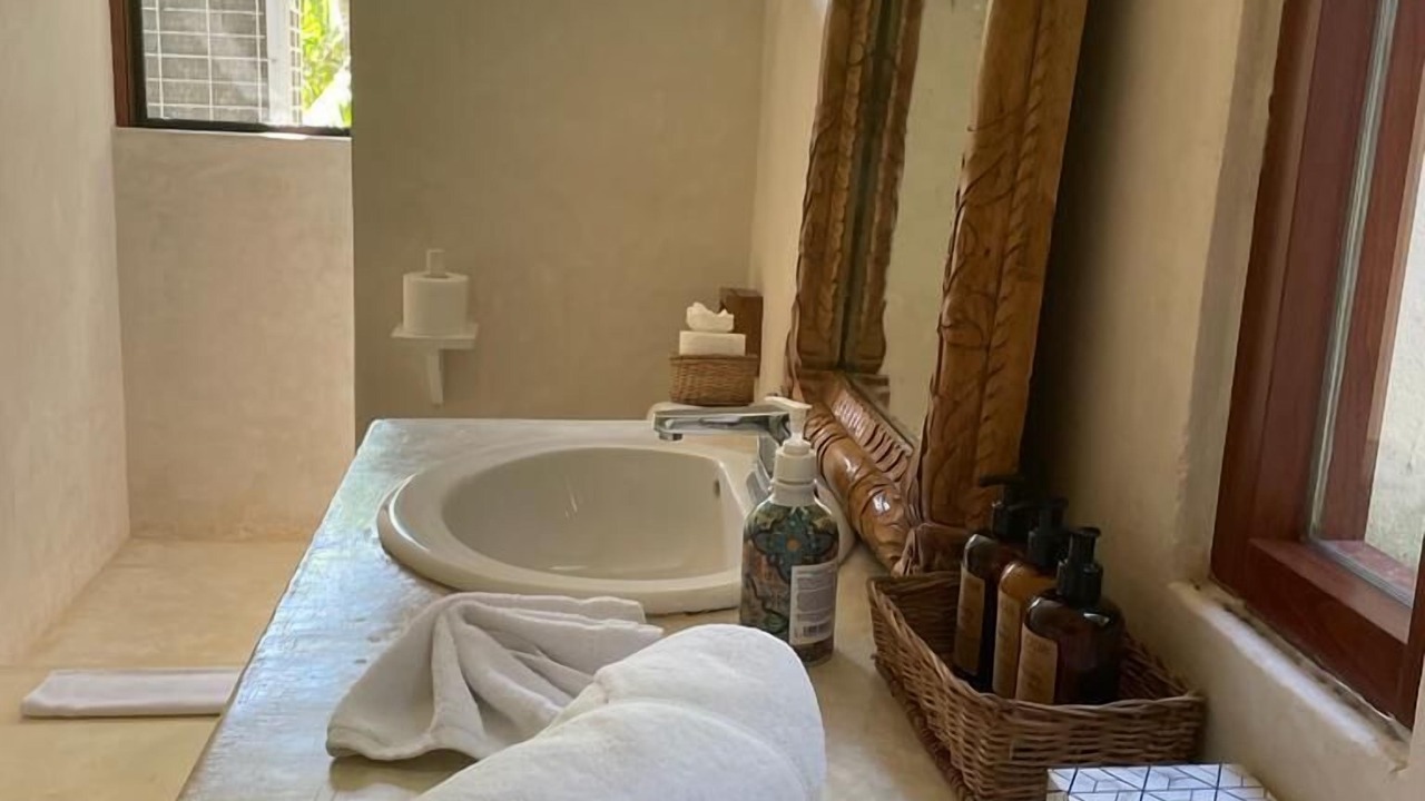 Photo of Bathroom in Zona Hotelera