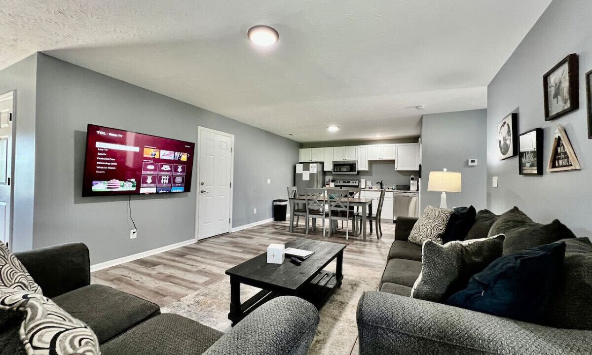 Photo of Livingroom in Monroe