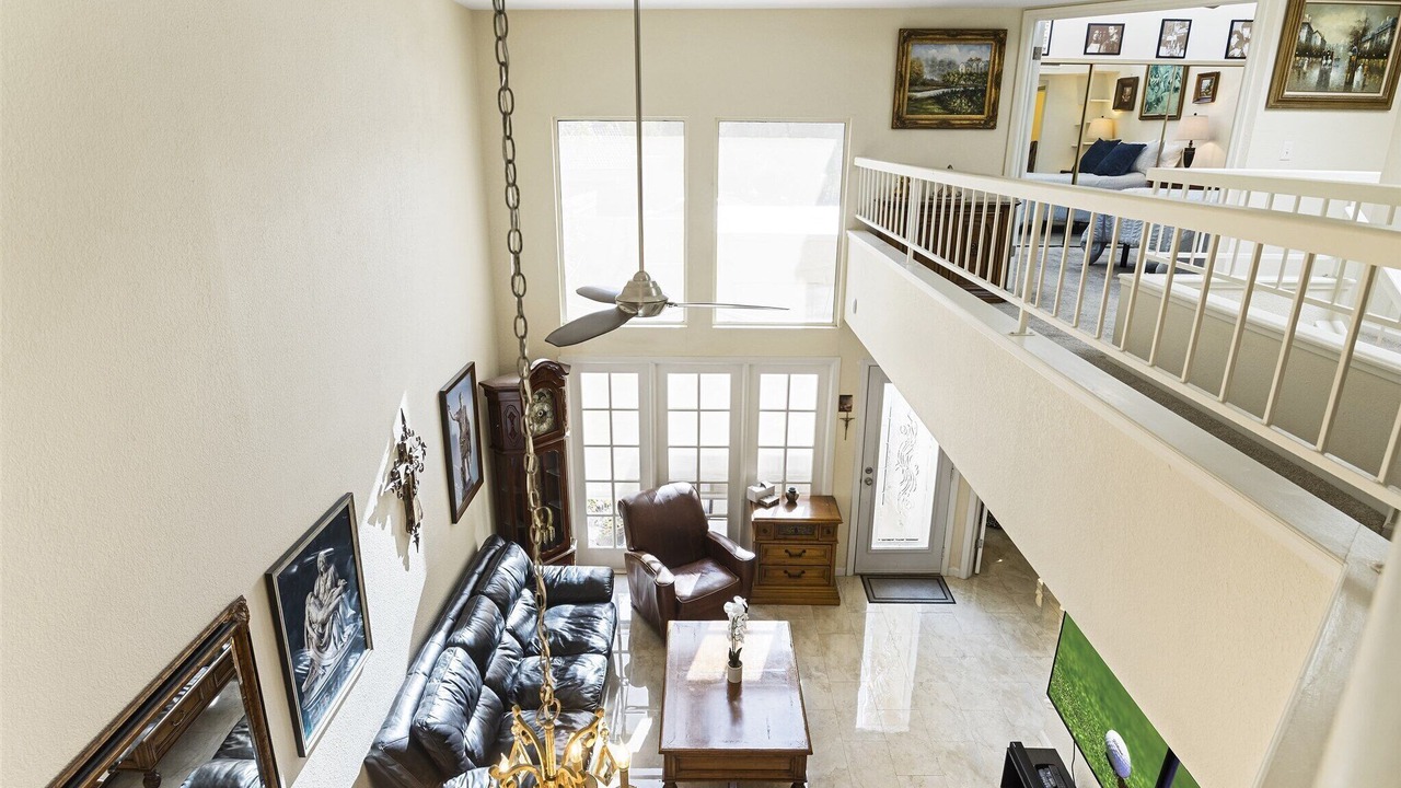 Photo of Livingroom in Quail Hill
