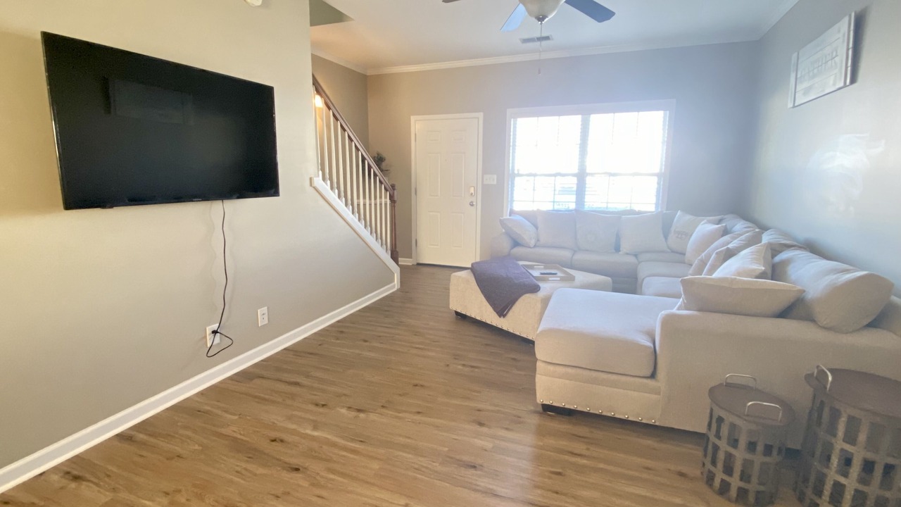 Photo of Livingroom in Clarksville
