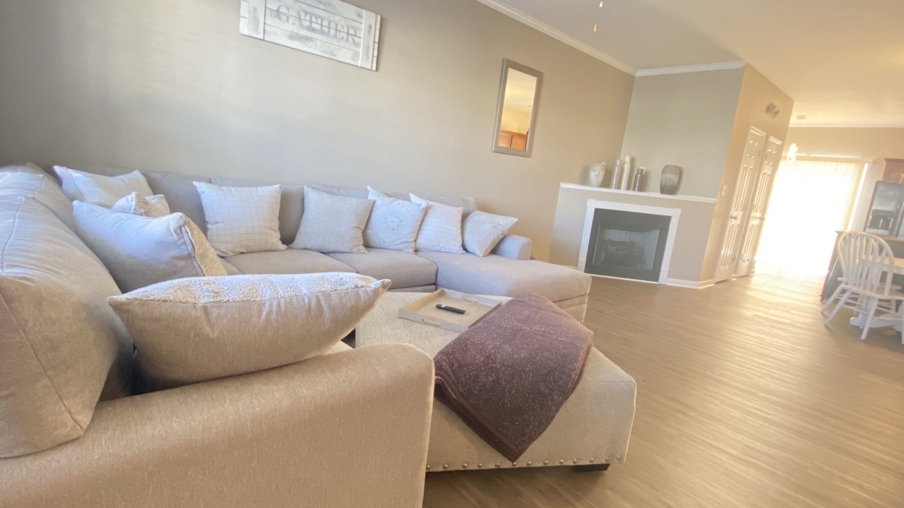 Photo of Livingroom in Clarksville