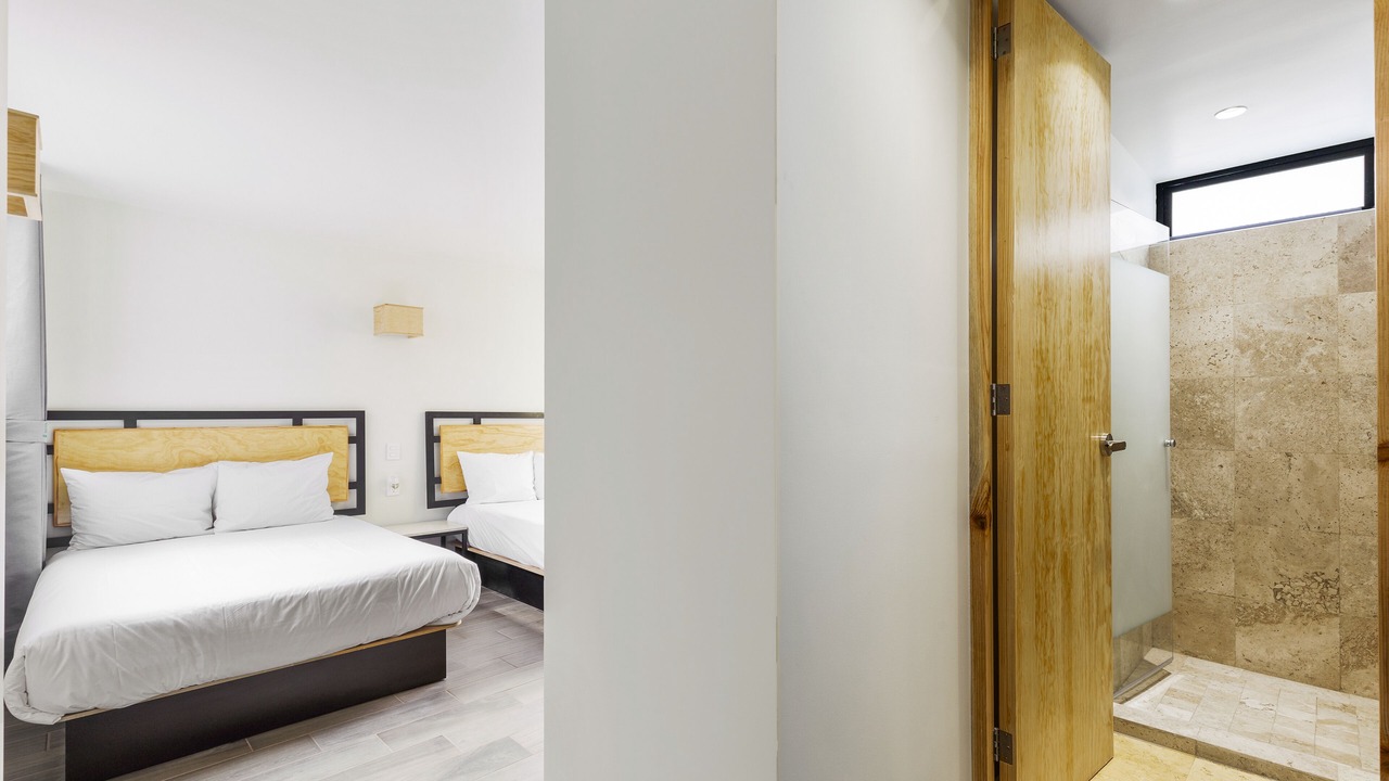 Photo of Bedroom in Anahuac