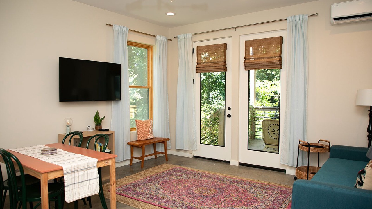 Photo of Livingroom in Asheville