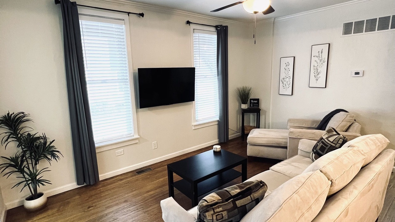 Photo of Livingroom in Plymouth
