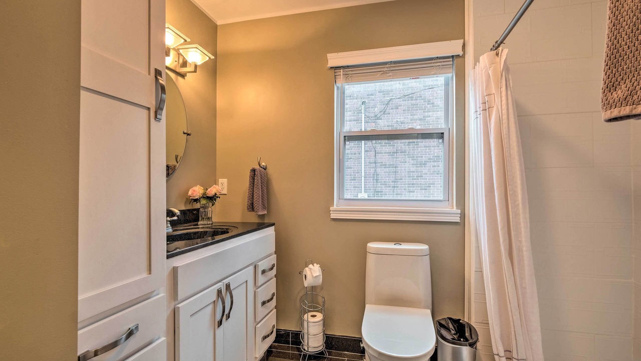 Photo of Bathroom in Lyndon