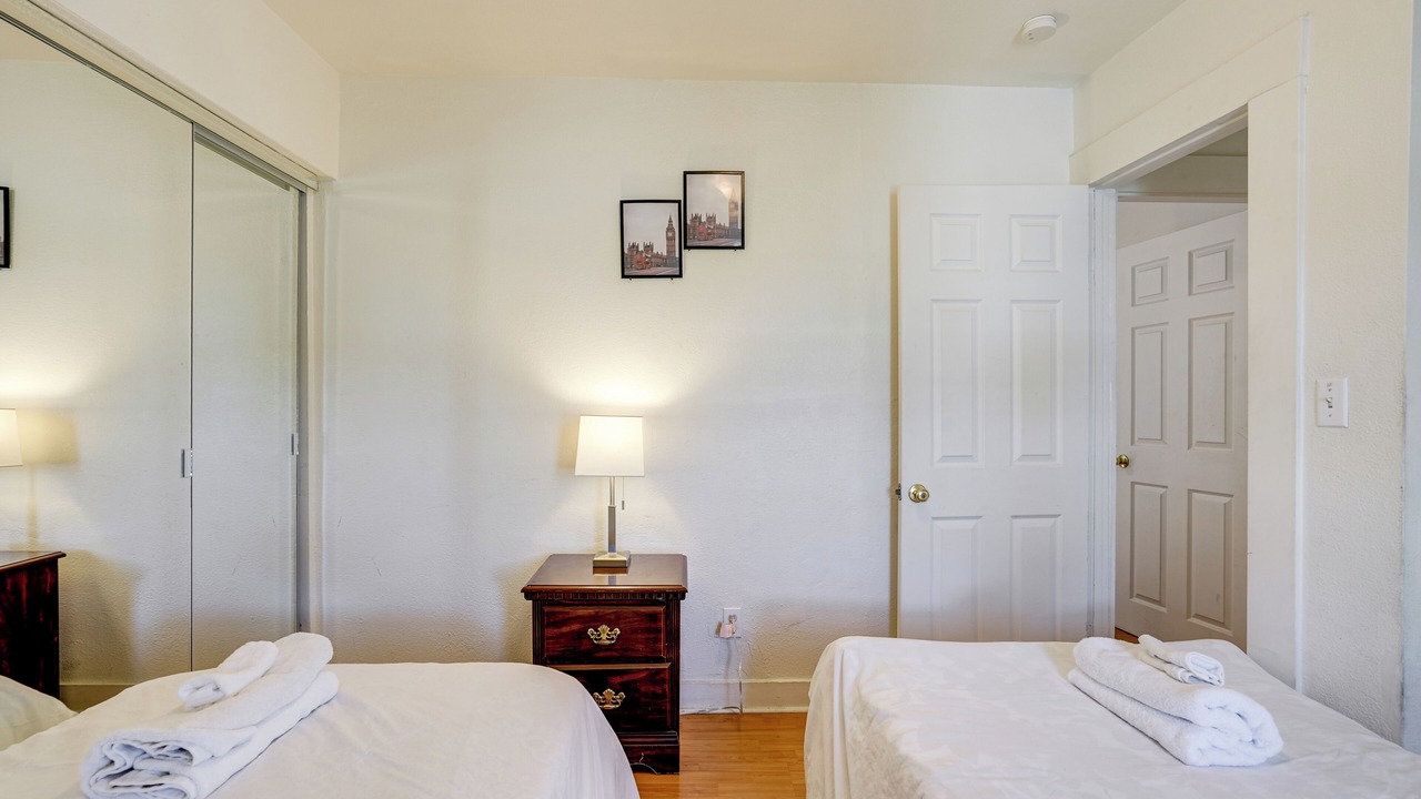 Photo of Bedroom in Dimond