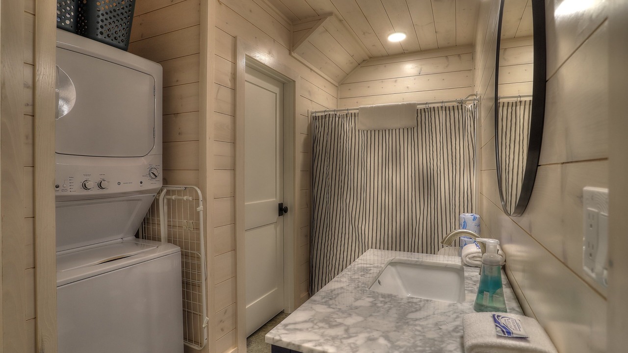 Photo of Bathroom in Sandy River