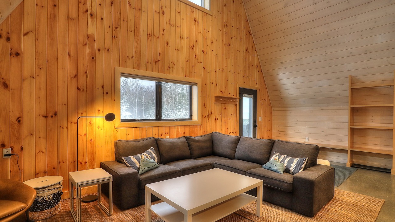 Photo of Livingroom in Sandy River