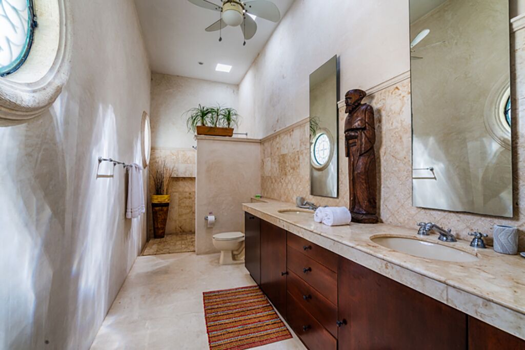Photo of Bathroom in Zona Paseo Montejo