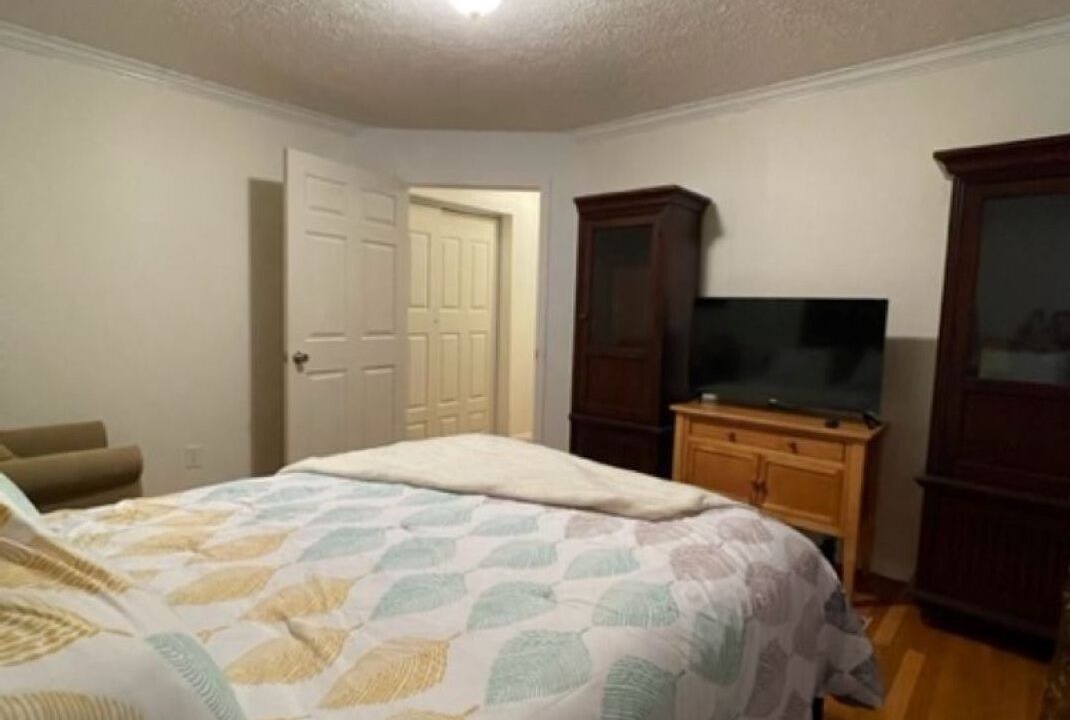 Photo of Bedroom in Forest City