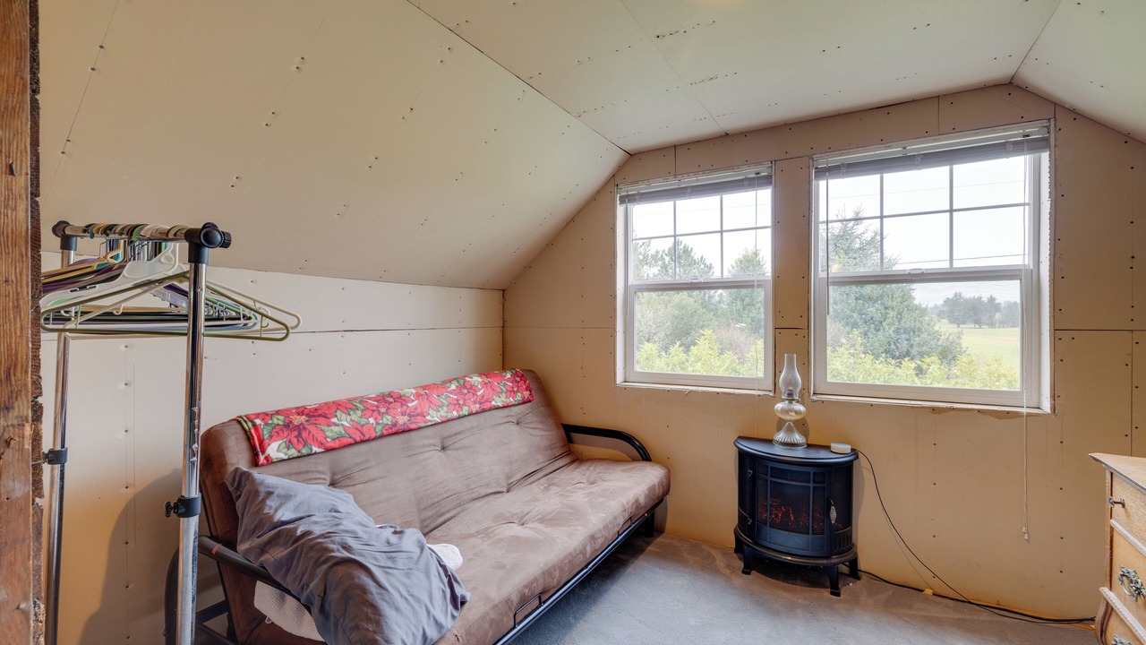 Photo of Livingroom in Warrenton