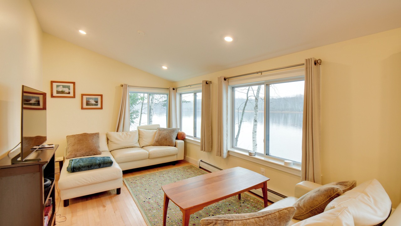 Photo of Bedroom in Falmouth
