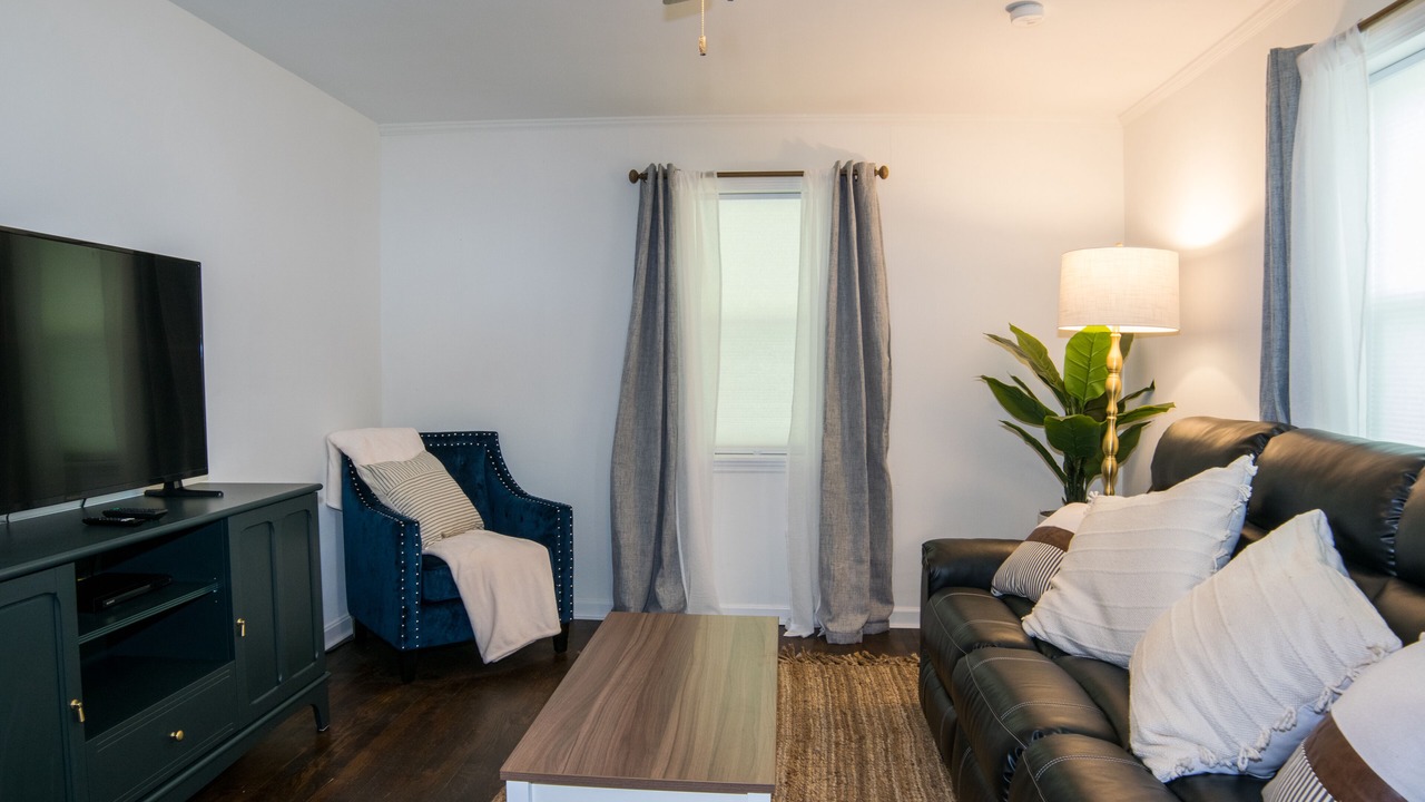 Photo of Bedroom in Ross