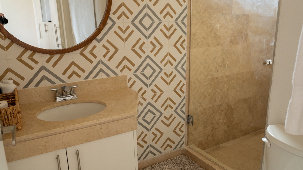 Photo of Bathroom in Miramar