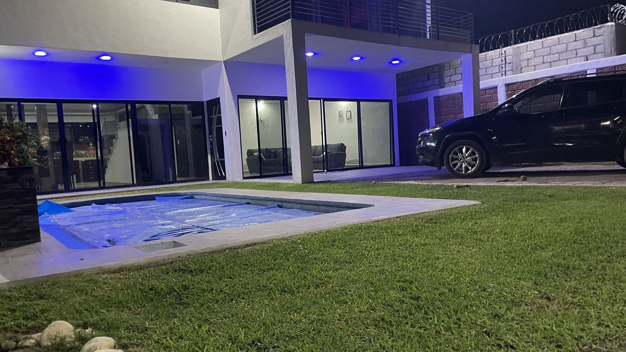 Photo of Outdoor in Gabriel Tepepa