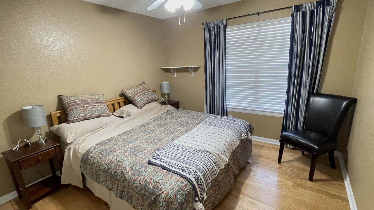 Photo of Bedroom in Grapevine