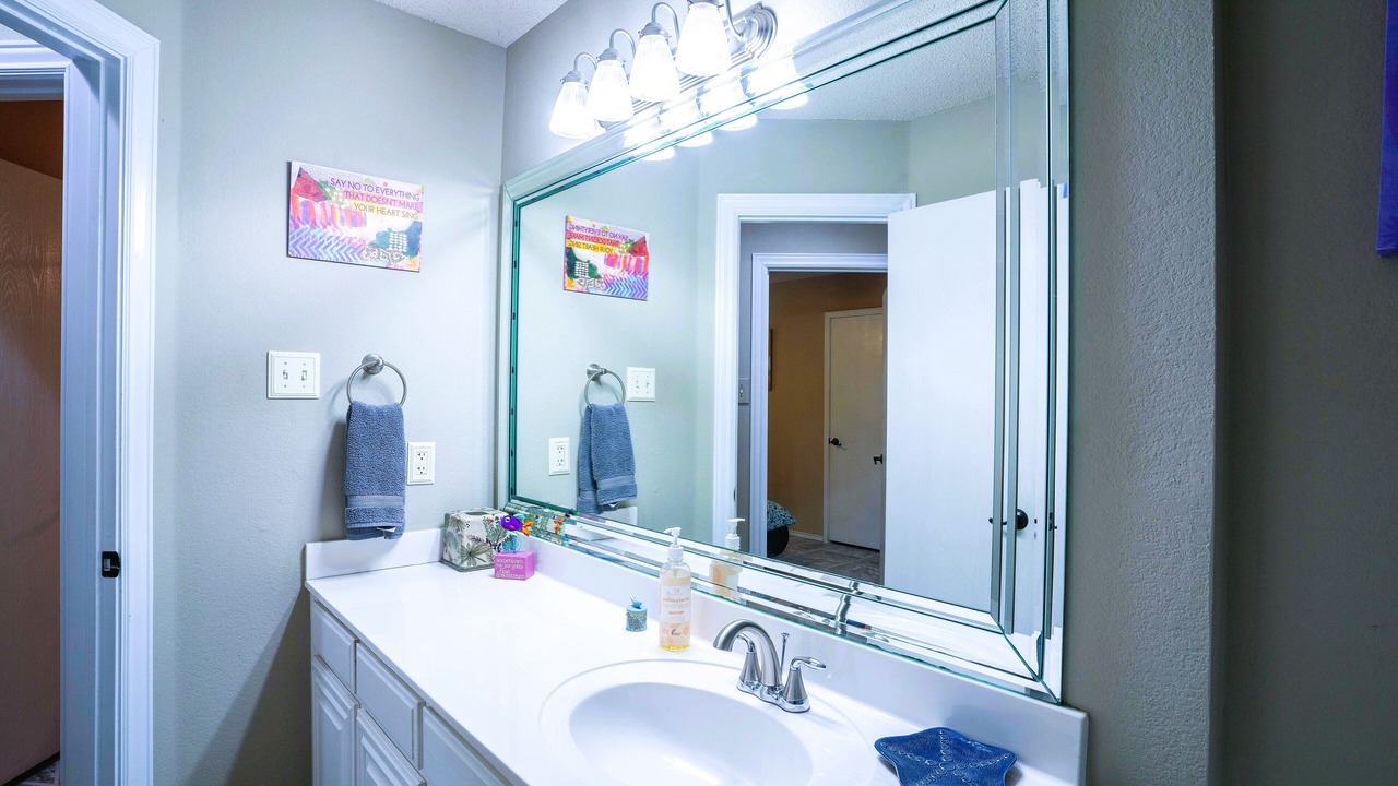 Photo of Bathroom in Southwest Arlington