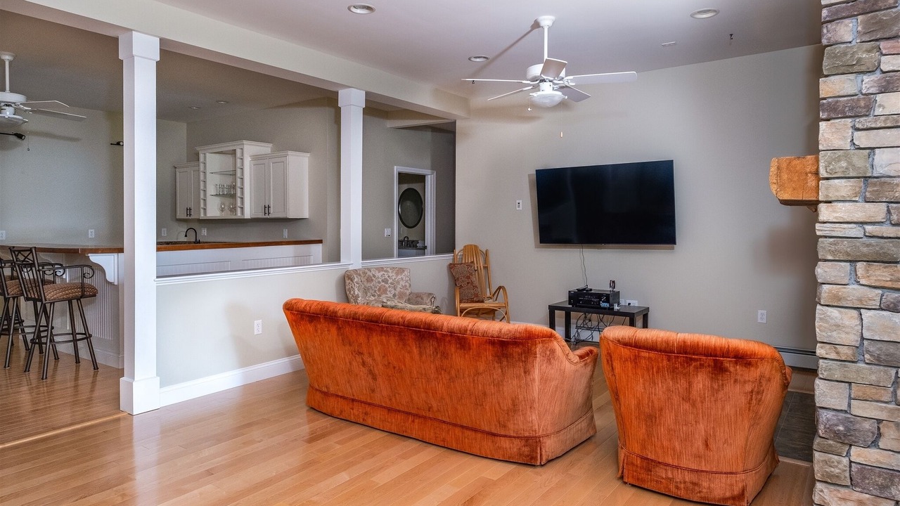 Photo of Livingroom in Harrison