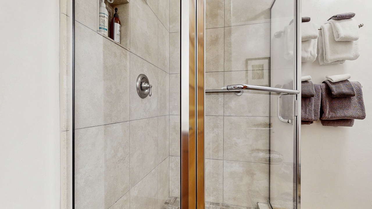Photo of Bathroom in Rockaway Beach