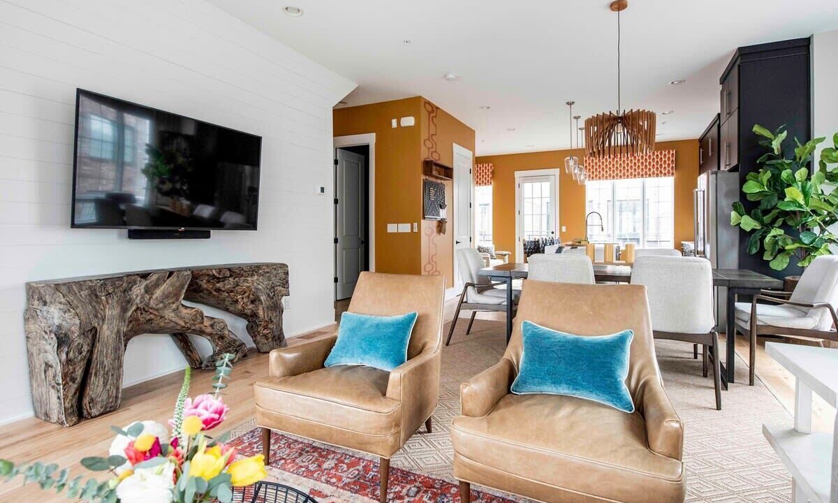Photo of Livingroom in Castleberry Hill