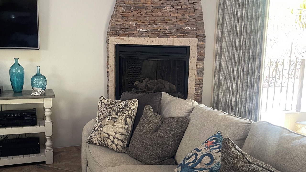 Photo of Livingroom in Sandy Beach