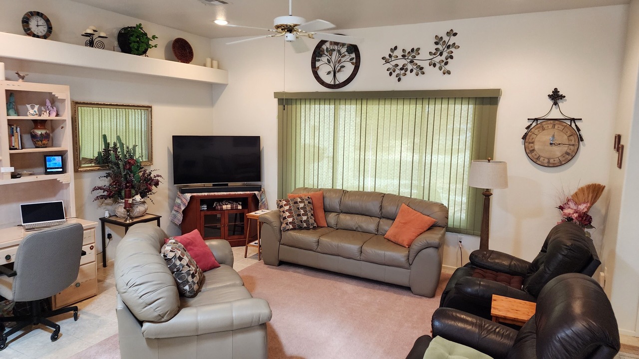 Photo of Livingroom in Foothills