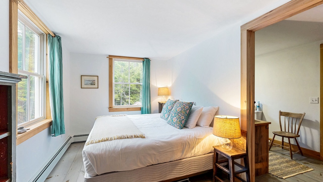 Photo of Bedroom in Tenants Harbor